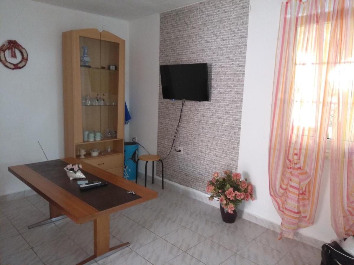 Apartmani Korade 维尔 外观 照片