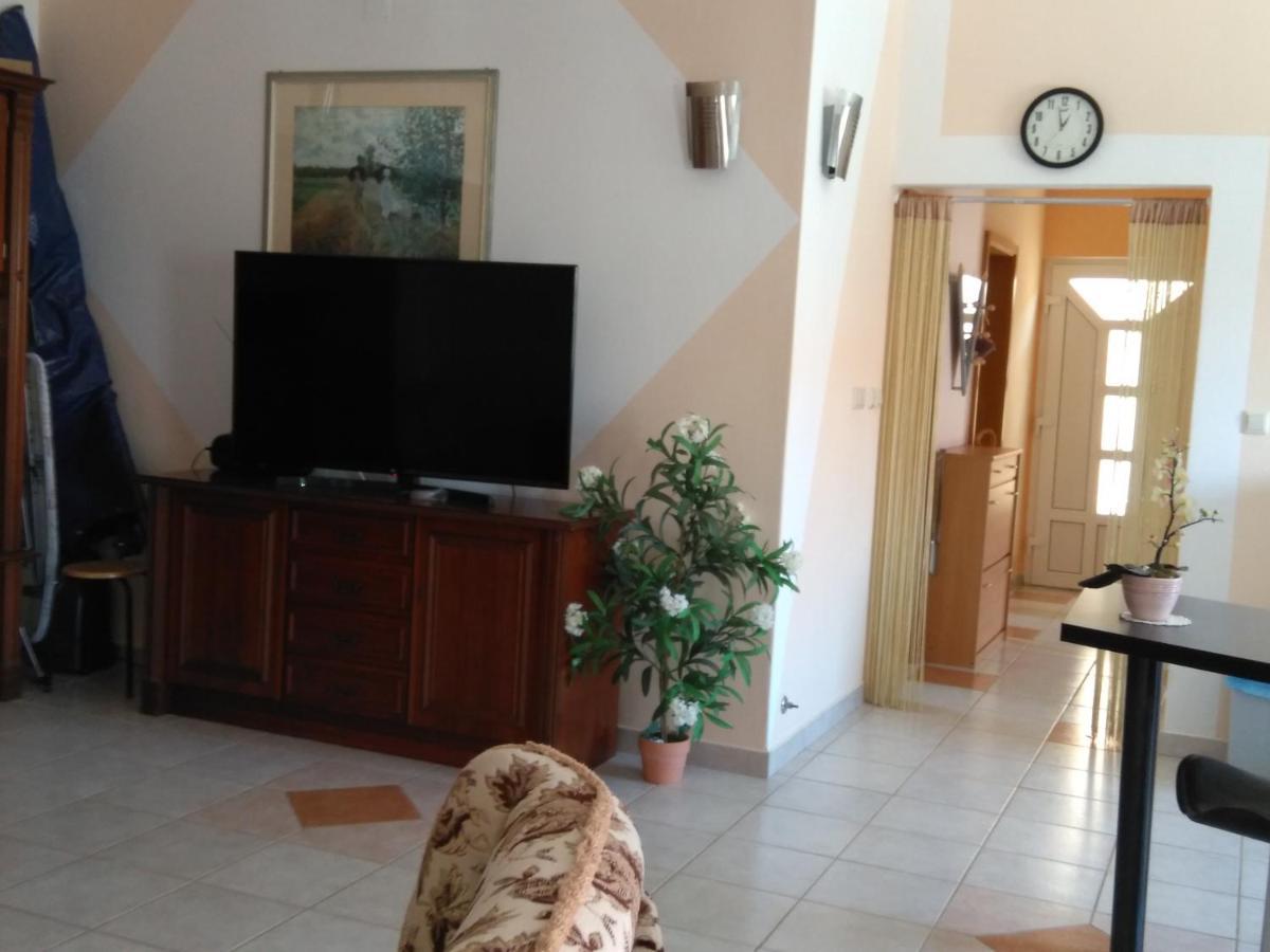 Apartmani Korade 维尔 外观 照片