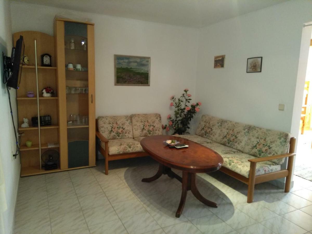 Apartmani Korade 维尔 外观 照片
