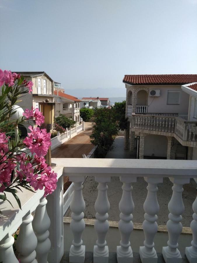 Apartmani Korade 维尔 外观 照片